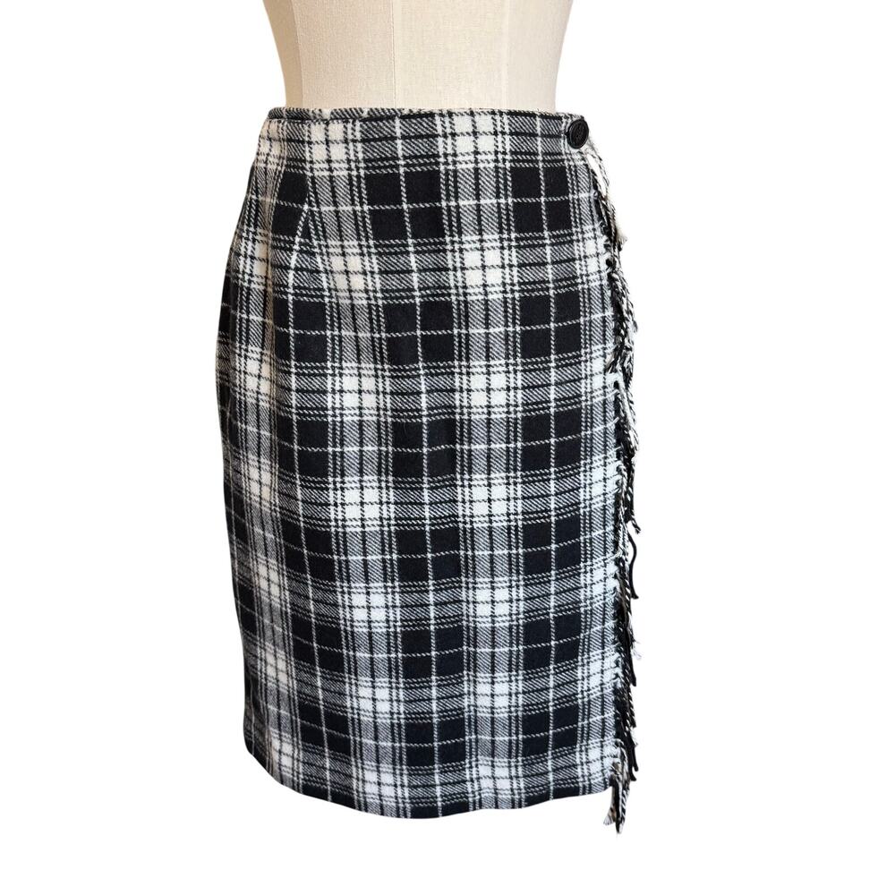 Cambridge Country Skirt Womens 6 Black Wool Plaid Knee Length Preppy Academia